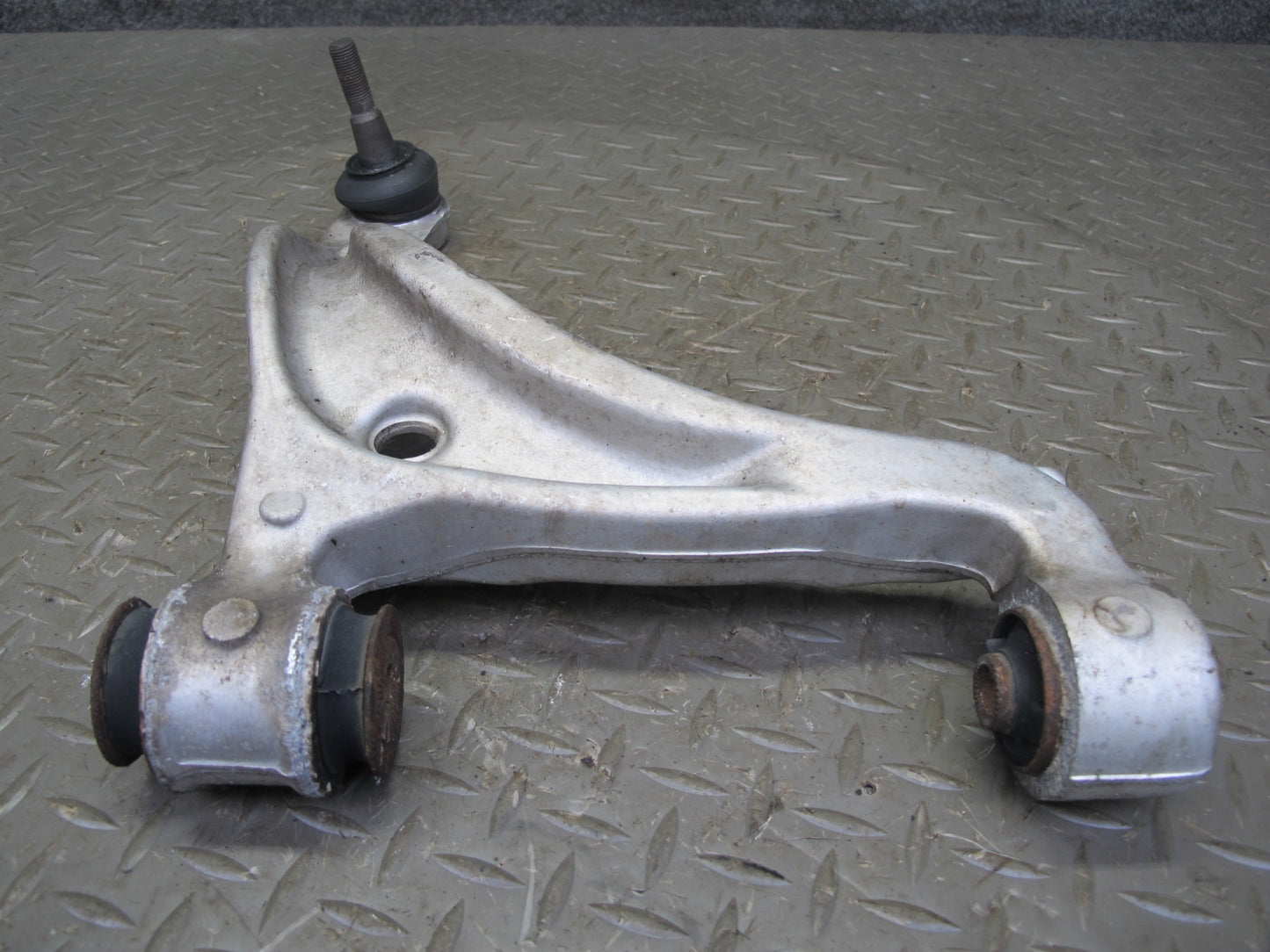 01-06 Lexus UCF30L LS430 Rear Left Suspension Upper Control Arm OEM