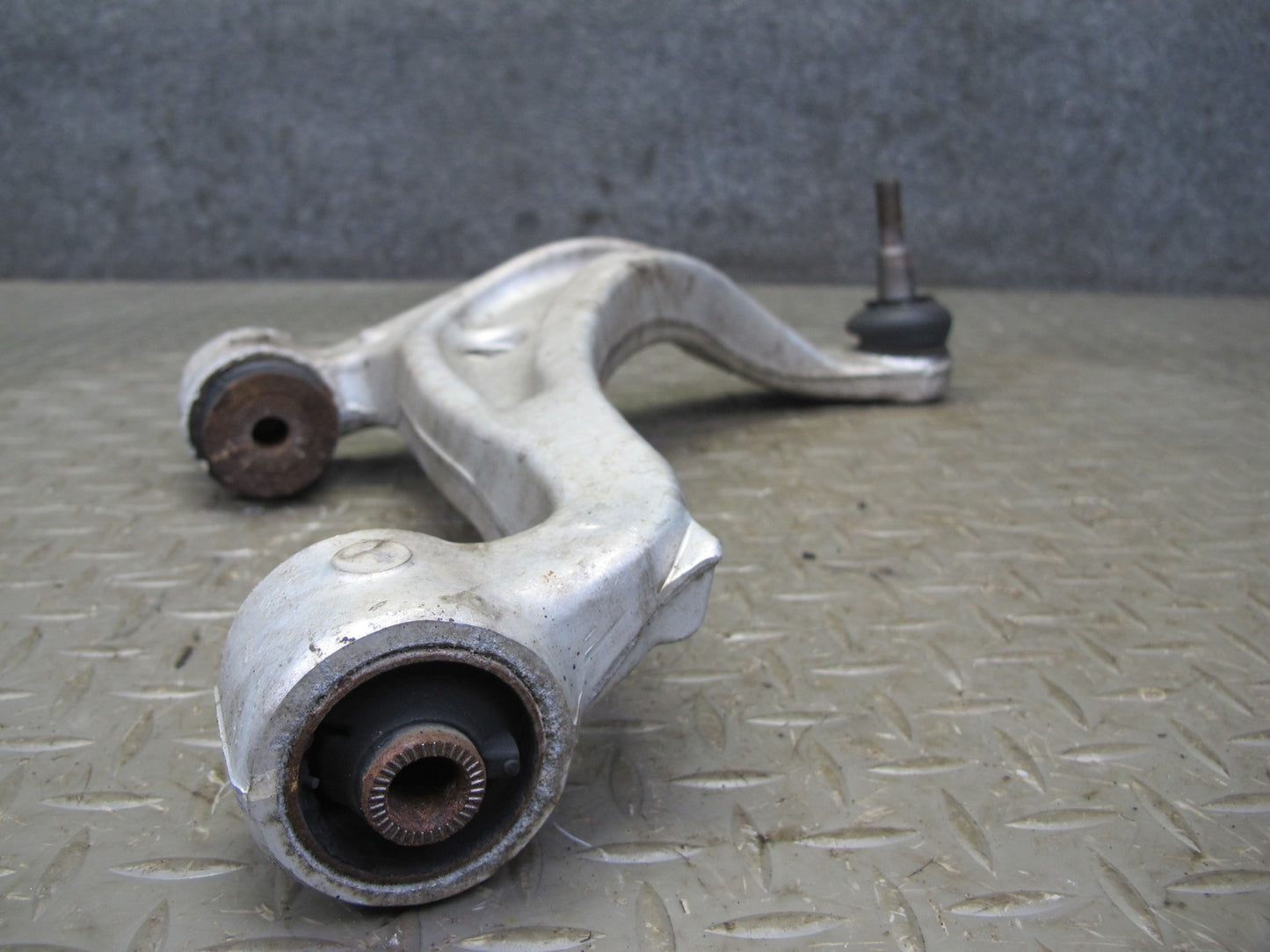 01-06 Lexus UCF30L LS430 Rear Left Suspension Upper Control Arm OEM