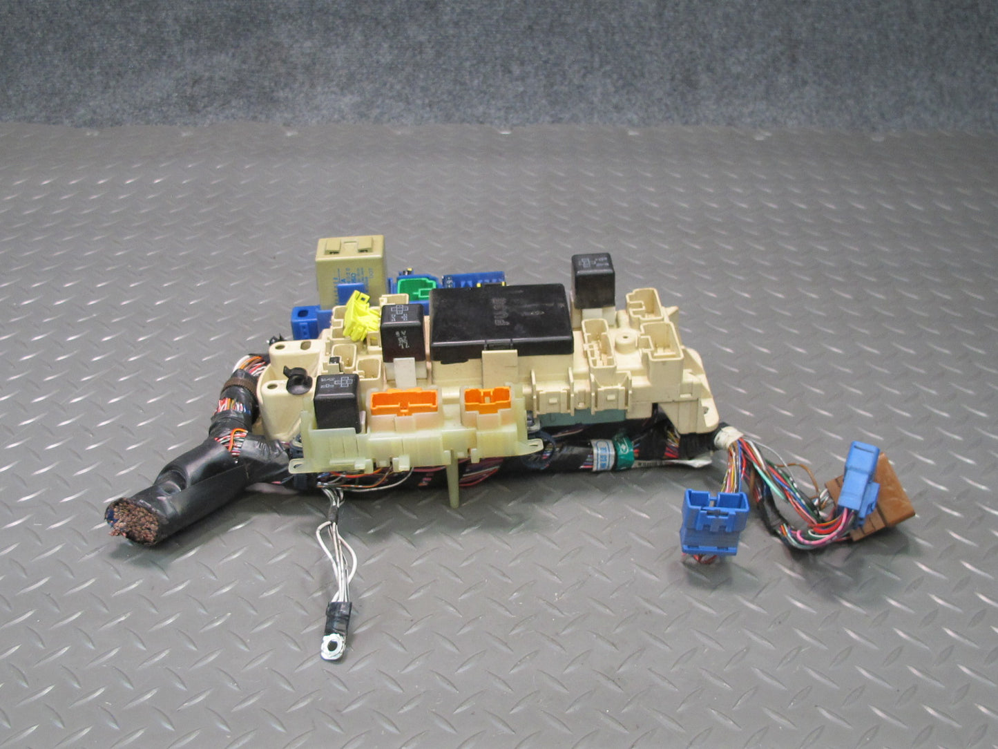 92-93 Lexus UZZ30L SC400 Interior Fuse Relay Box Module w Integration Module OEM