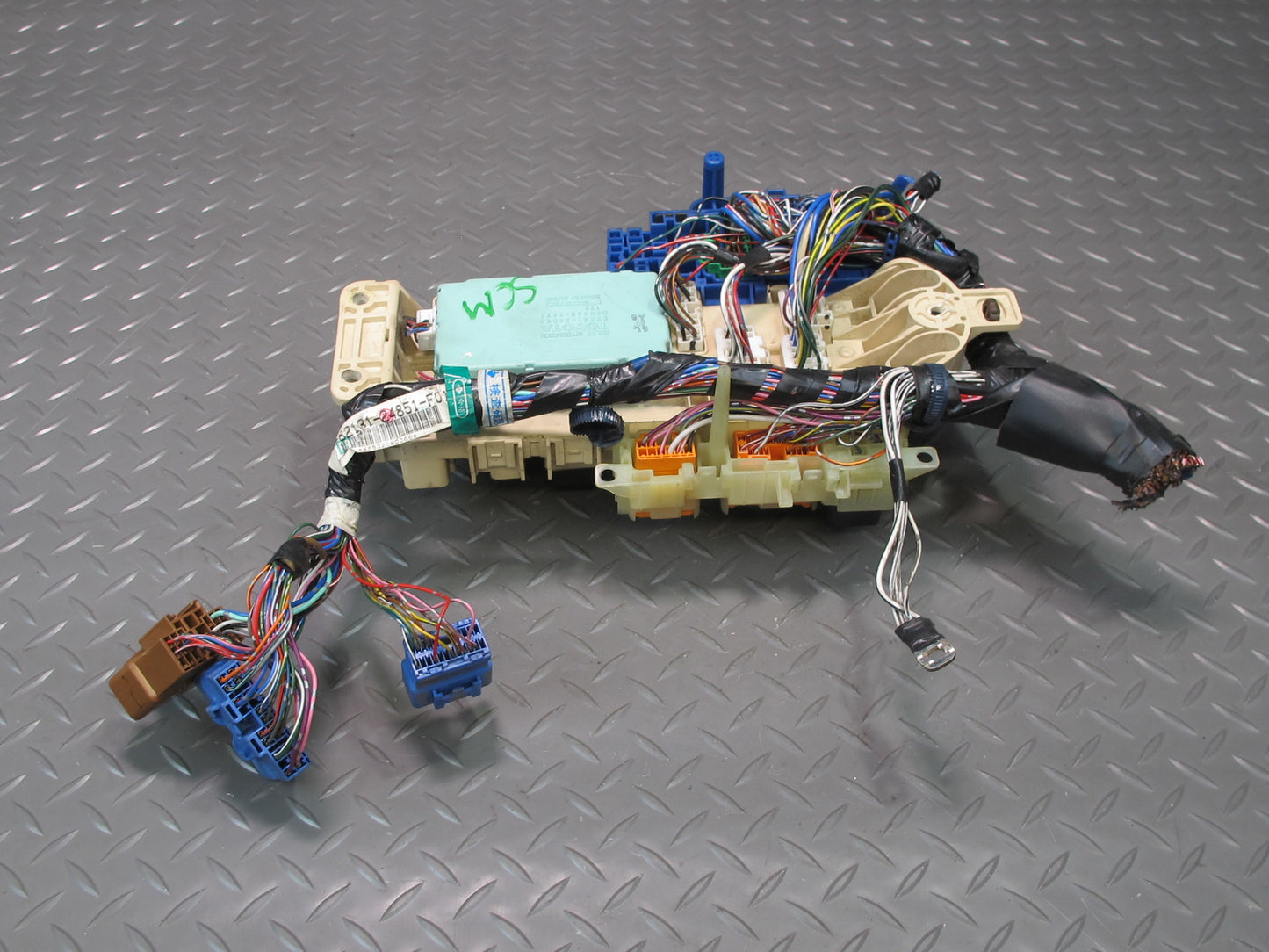 92-93 Lexus UZZ30L SC400 Interior Fuse Relay Box Module w Integration Module OEM