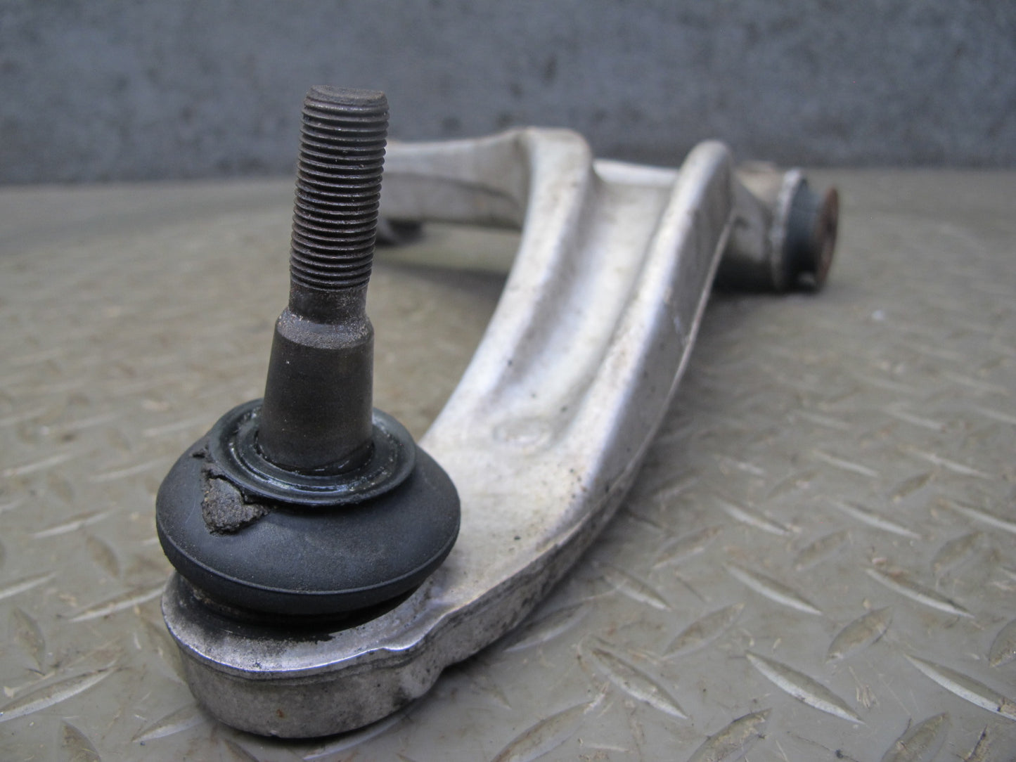 01-06 Lexus UCF30L LS430 Rear Left Suspension Upper Control Arm OEM