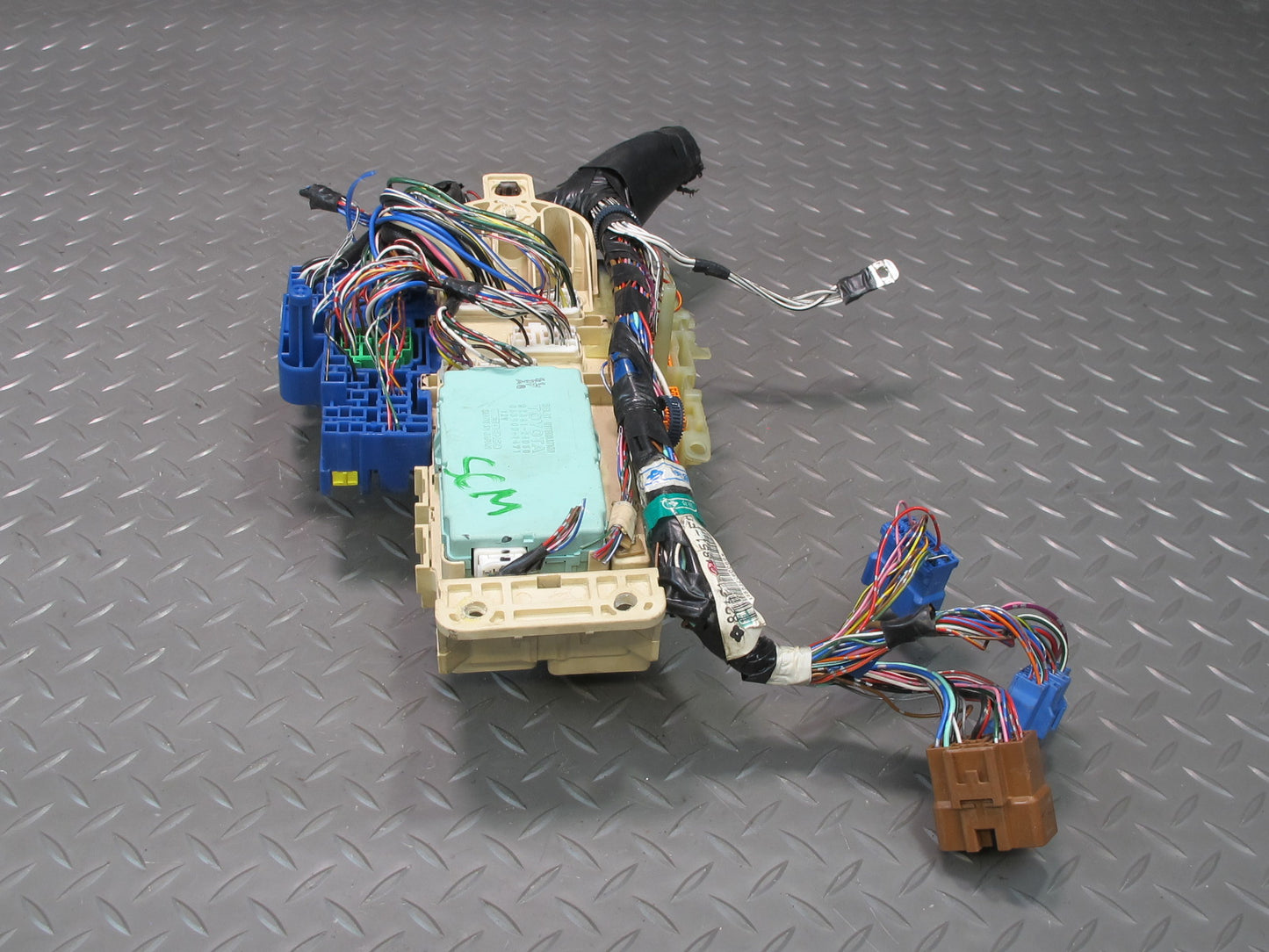 92-93 Lexus UZZ30L SC400 Interior Fuse Relay Box Module w Integration Module OEM