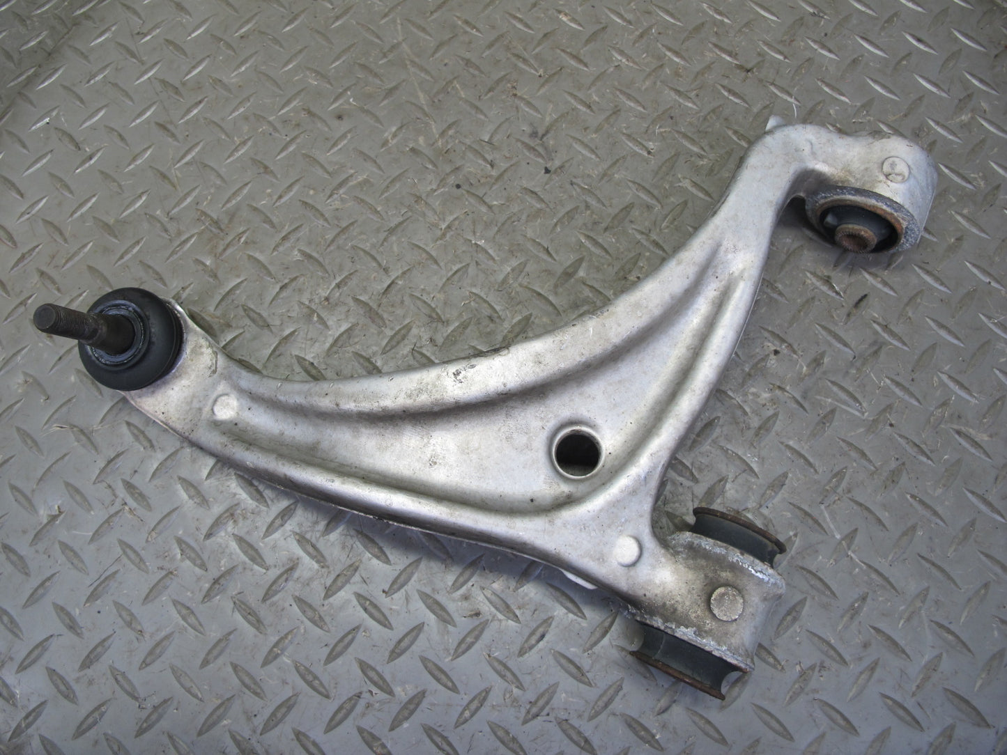 01-06 Lexus UCF30L LS430 Rear Left Suspension Upper Control Arm OEM