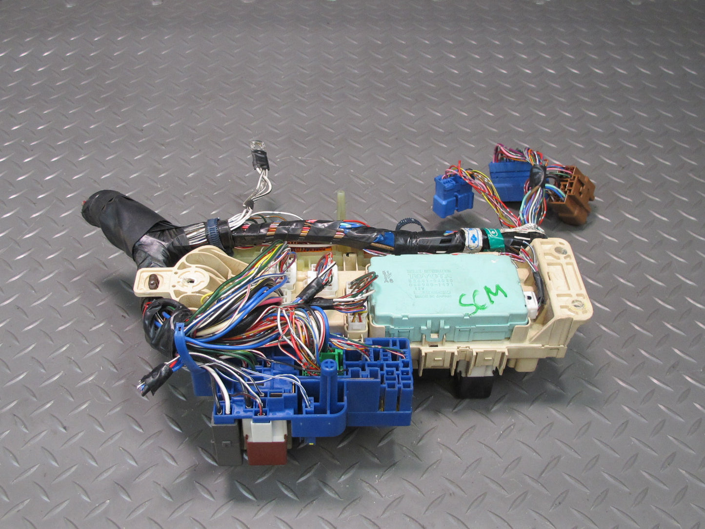 92-93 Lexus UZZ30L SC400 Interior Fuse Relay Box Module w Integration Module OEM