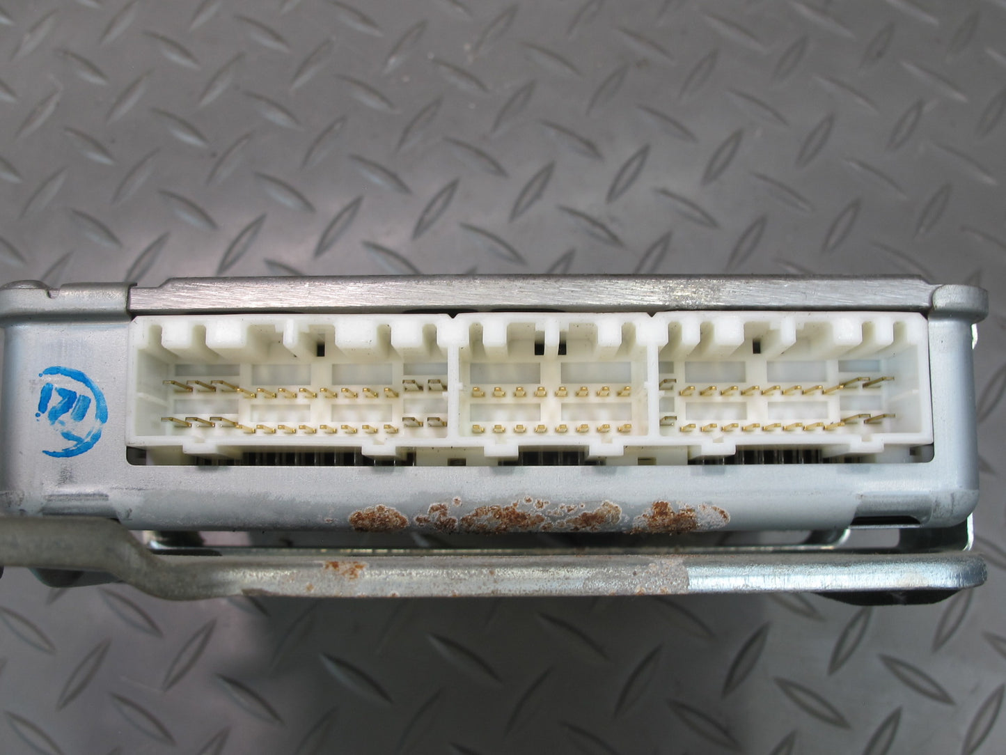 92-95 Lexus UZZ30L SC300 SC400 ABS & TRC Traction Control Module 89541-24051 OEM