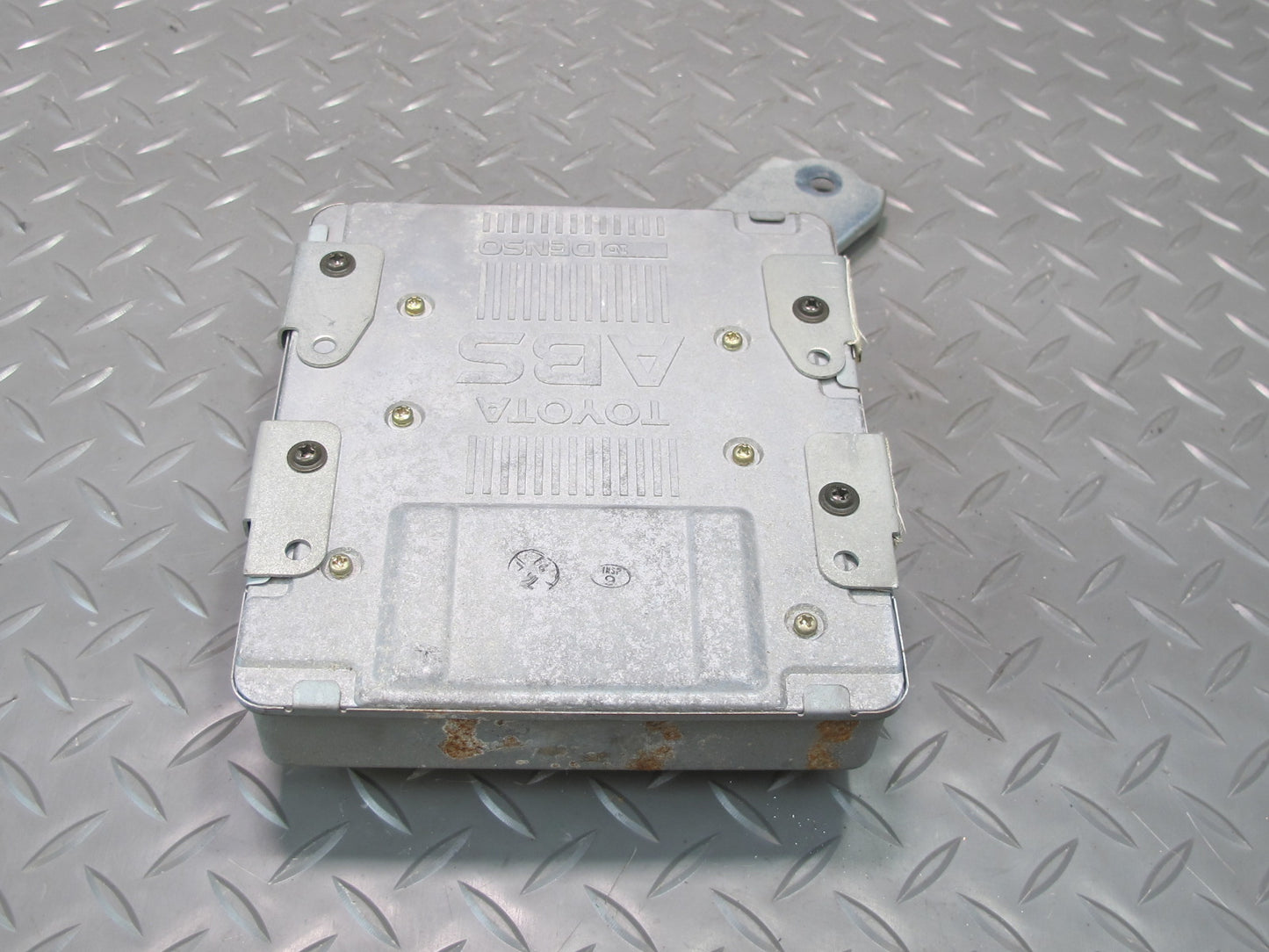 92-95 Lexus UZZ30L SC300 SC400 ABS & TRC Traction Control Module 89541-24051 OEM