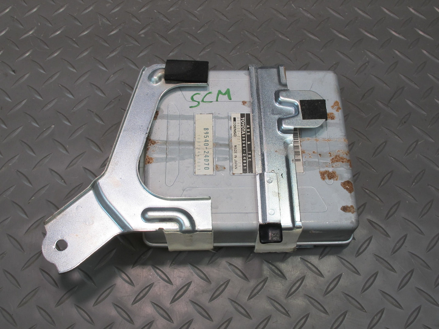 92-95 Lexus UZZ30L SC300 SC400 ABS & TRC Traction Control Module 89541-24051 OEM