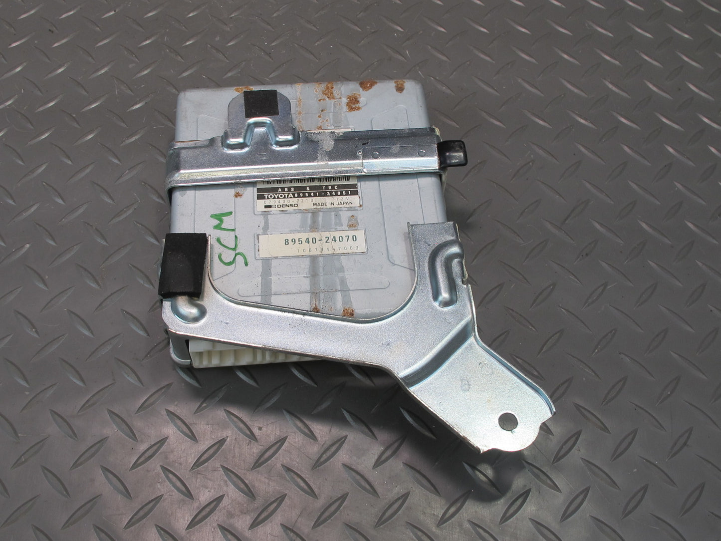 92-95 Lexus UZZ30L SC300 SC400 ABS & TRC Traction Control Module 89541-24051 OEM