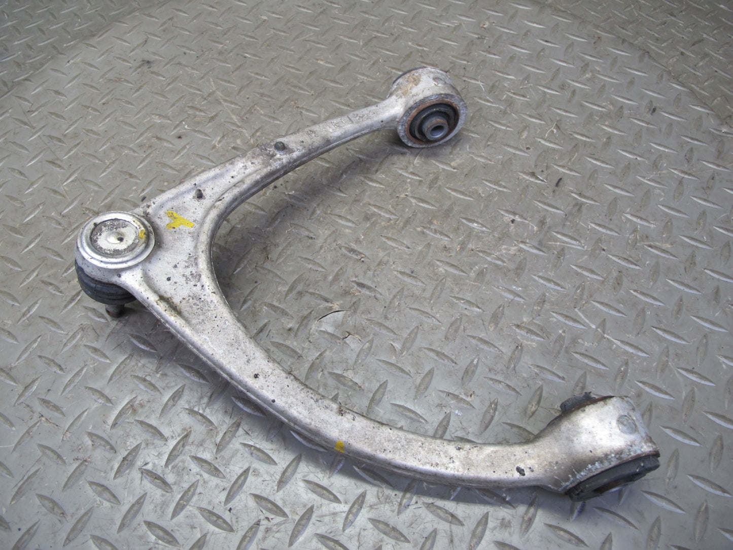 01-06 Lexus UCF30L LS430 Front Right Upper Control Arm OEM