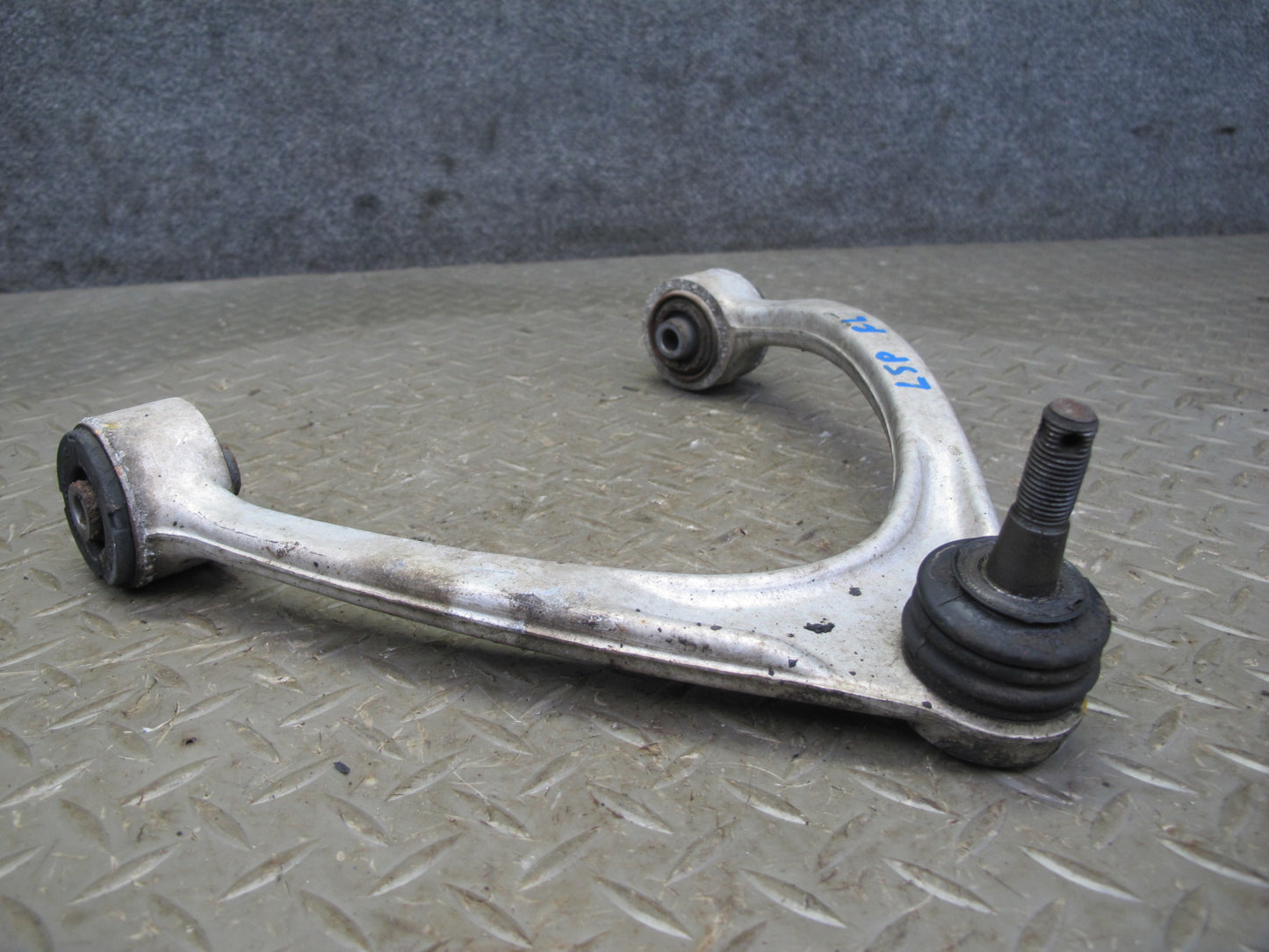 01-06 Lexus UCF30L LS430 Front Left Suspension Upper Control Arm OEM