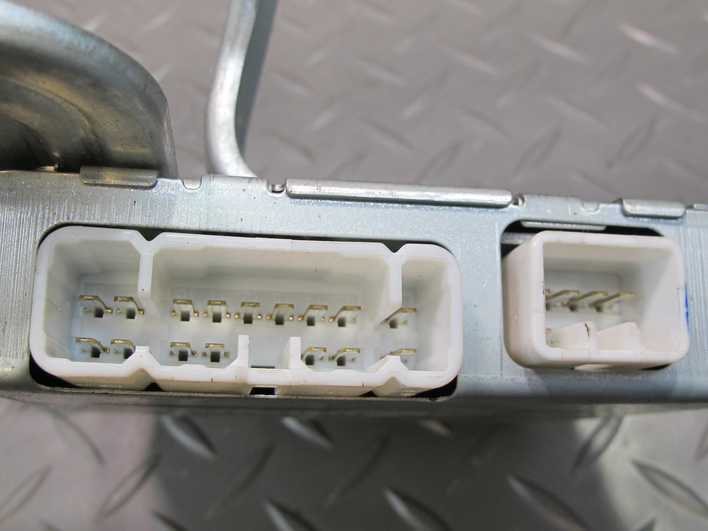 92-00 Lexus UZZ30L SC300 SC400 Mirror Control Module 89430-24020 OEM