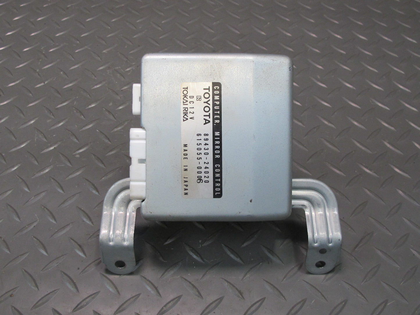 92-00 Lexus UZZ30L SC300 SC400 Mirror Control Module 89430-24020 OEM