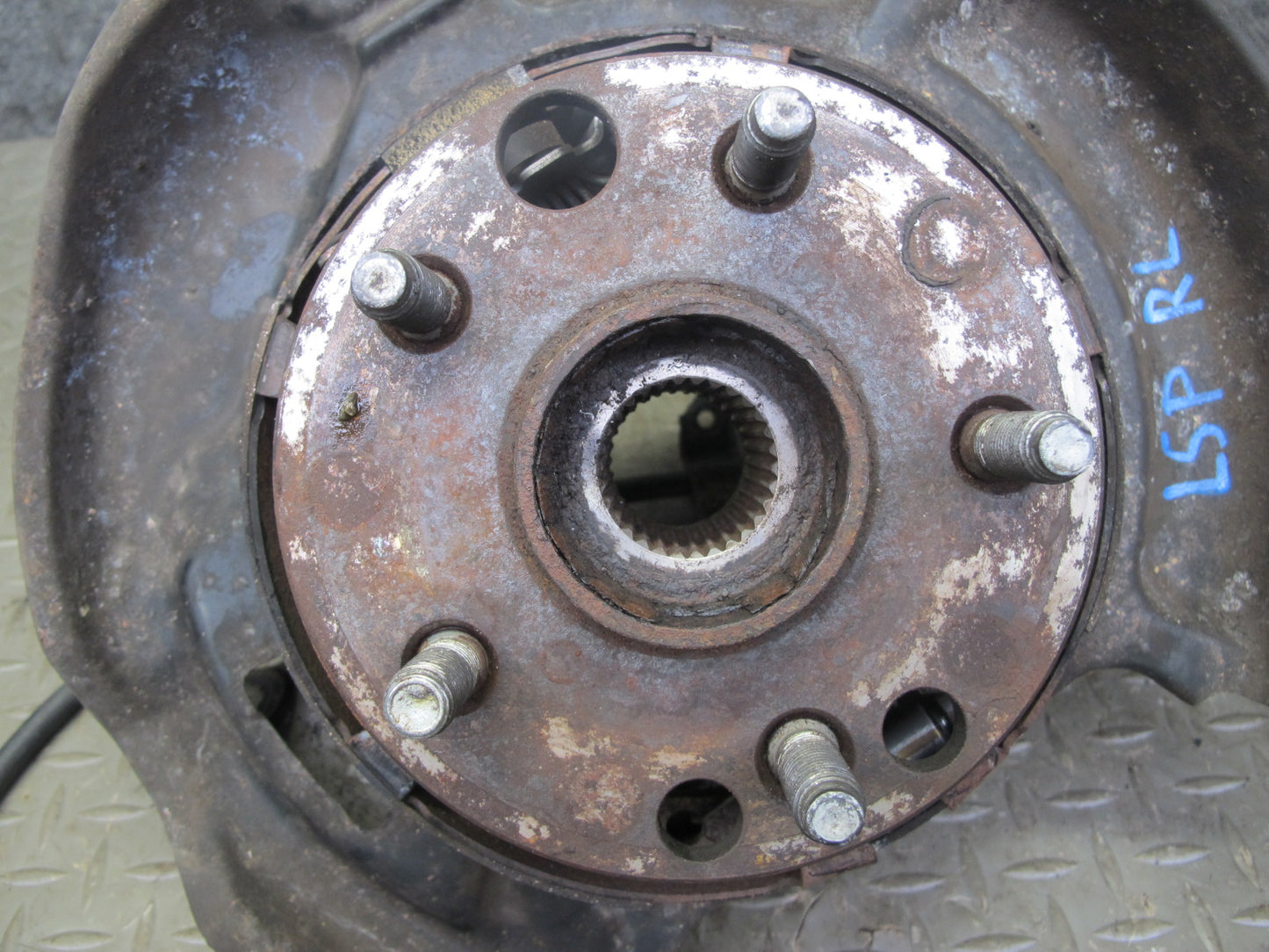 01-06 Lexus LS430 UCF30L RWD Rear Left Spindle Knuckle Wheel Hub Bearing OEM