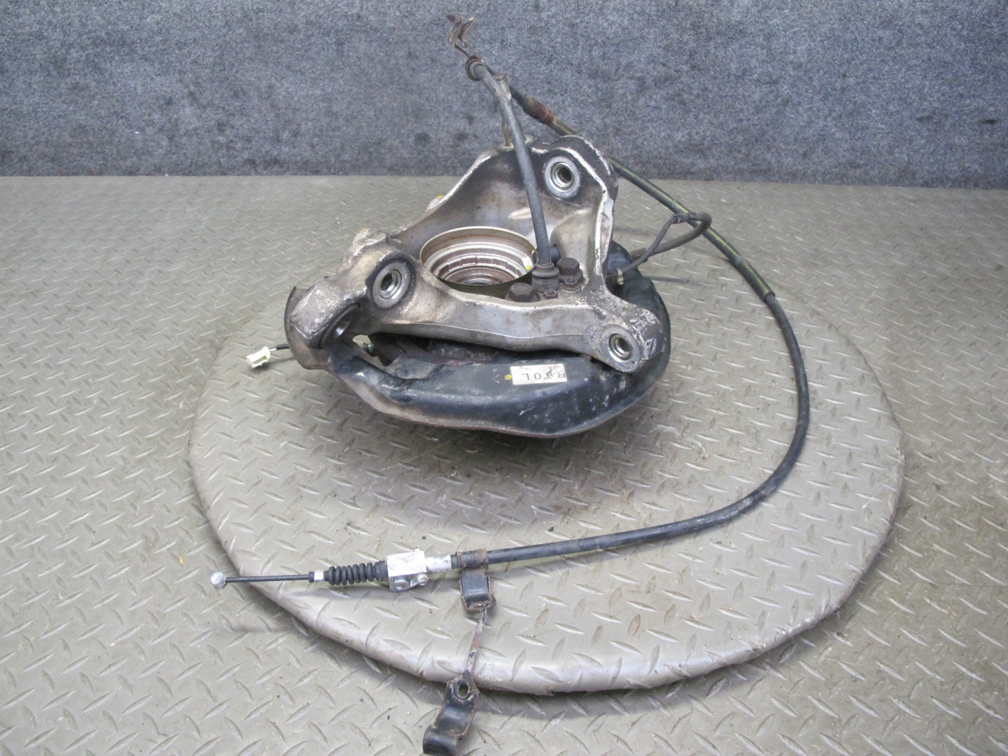 01-06 Lexus LS430 UCF30L RWD Rear Left Spindle Knuckle Wheel Hub Bearing OEM