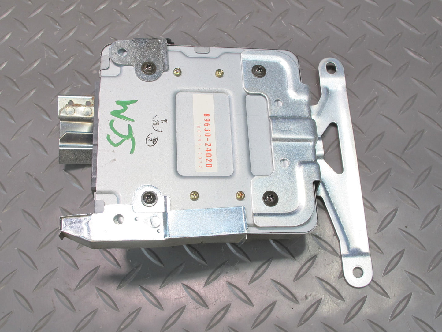 92-96 Lexus UZZ30L SC300 SC400 TRC Traction Control Module Unit 89631-24010 OEM