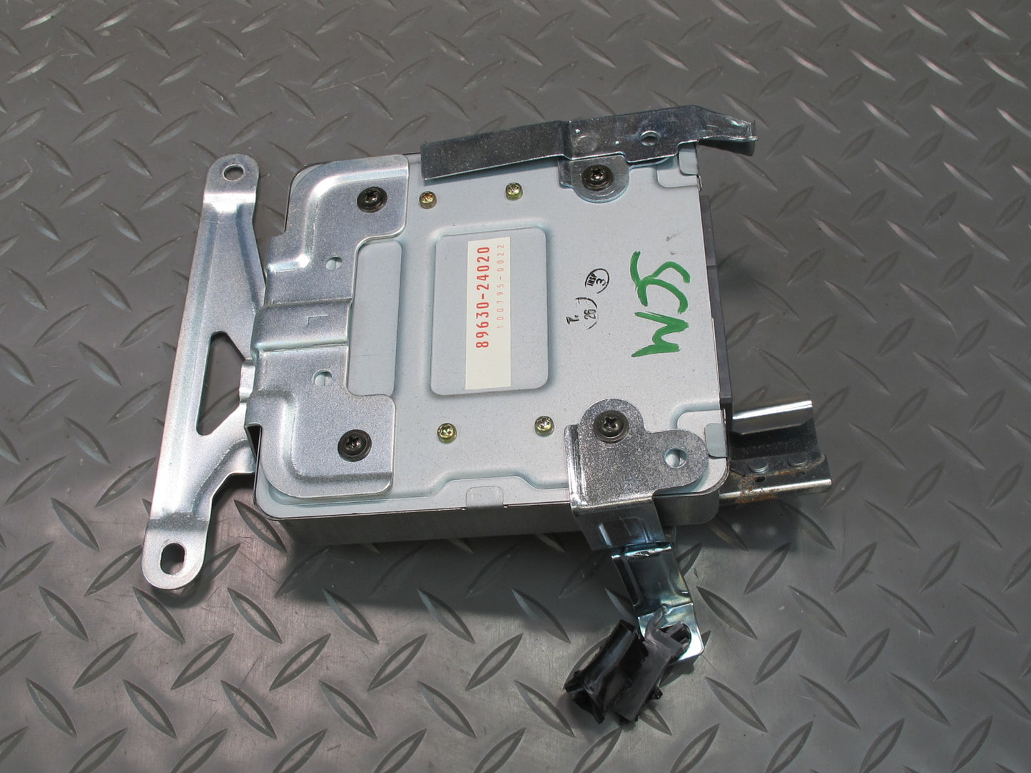 92-96 Lexus UZZ30L SC300 SC400 TRC Traction Control Module Unit 89631-24010 OEM