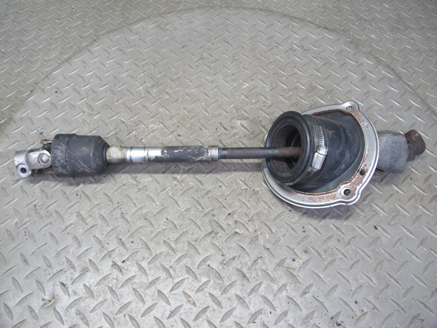 01-06 Lexus UCF30L LS430 Steering Column Lower U Joint Linkage Shaft OEM