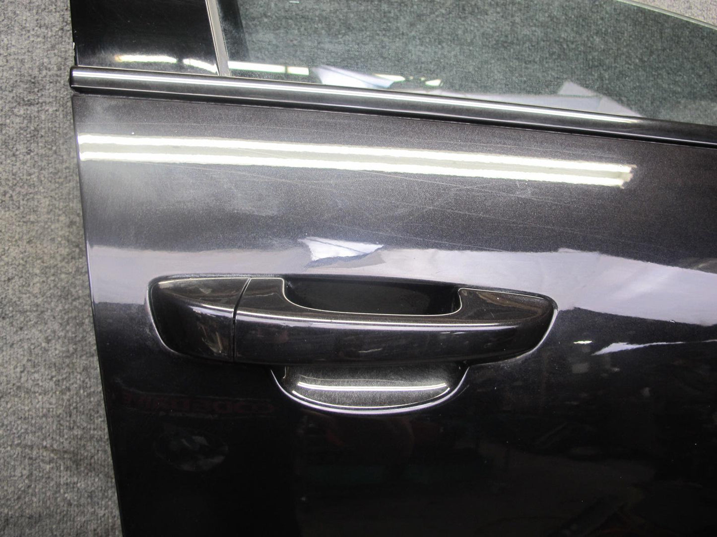 2011-2018 Porsche Cayenne 958 Front Right Side Door Shell Panel W/ Glass Black