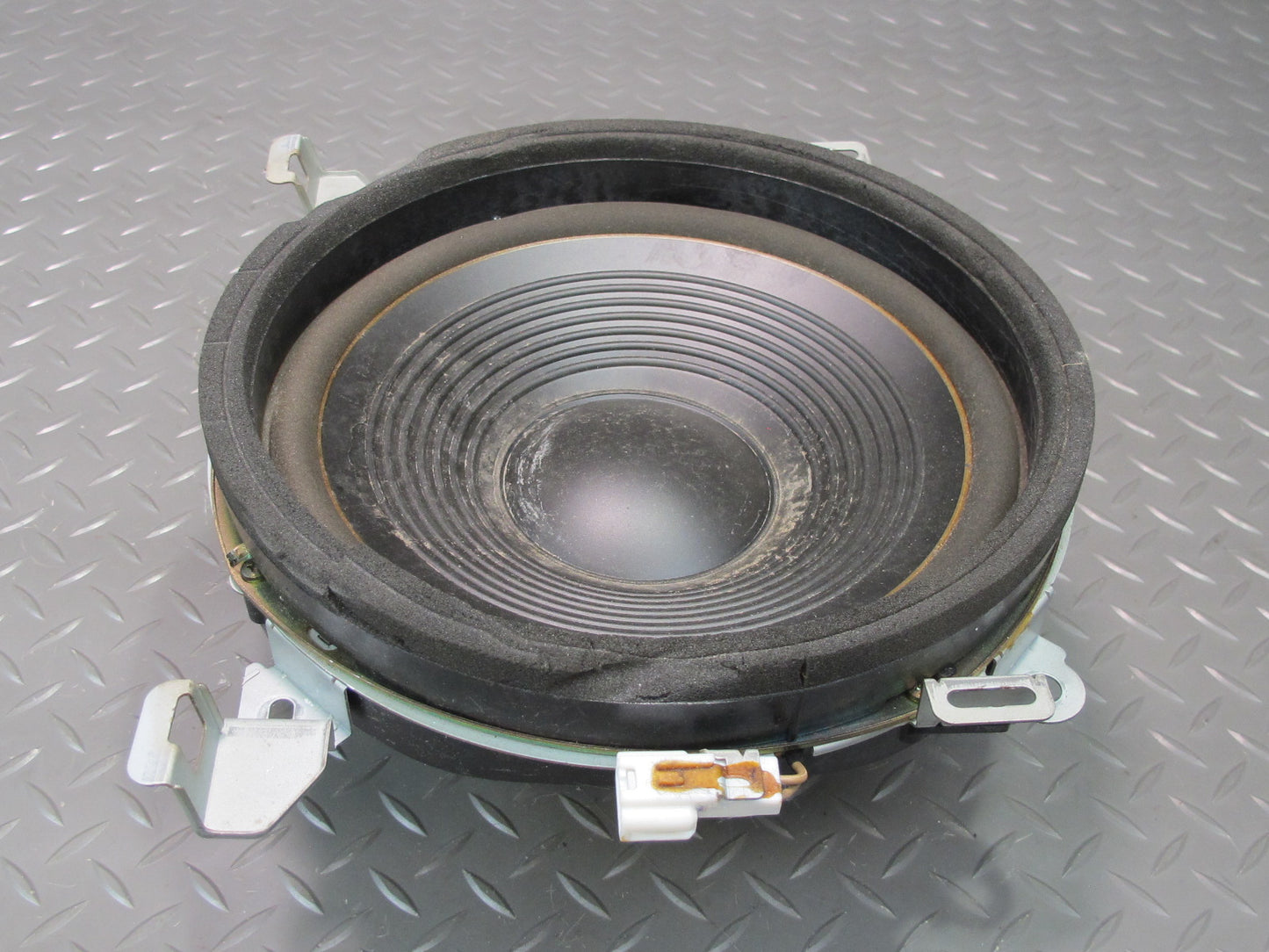 92-00 Lexus UZZ30L SC300 SC400 Rear Subwoofer Speaker Pioneer 86160-24300 OEM