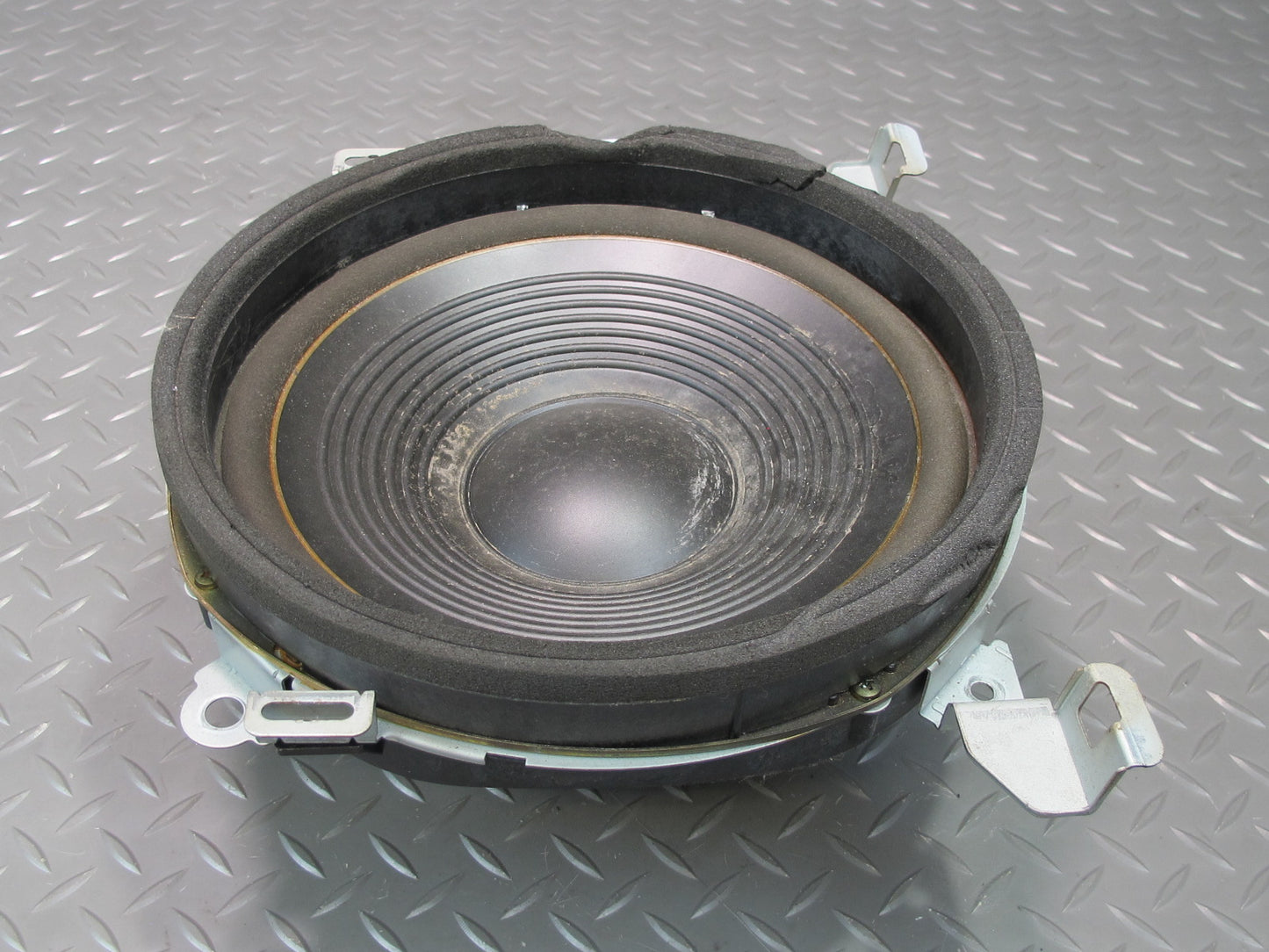 92-00 Lexus UZZ30L SC300 SC400 Rear Subwoofer Speaker Pioneer 86160-24300 OEM