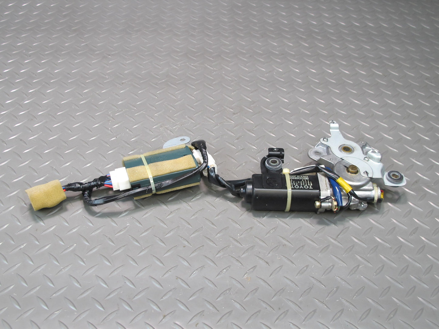 92-93 Lexus UZZ30L SC300 SC400 Sunroof Motor & Relay Control Module Set OEM