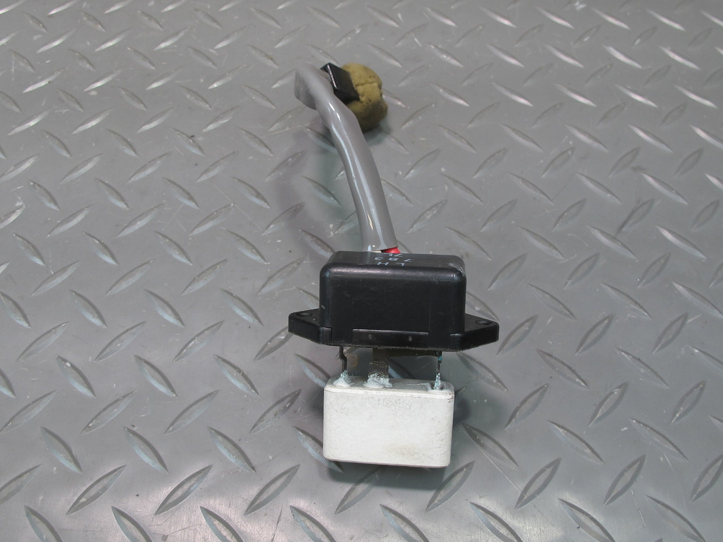 92-00 Lexus UZZ30L SC300 SC400 A/C Heater Blower Resistor OEM