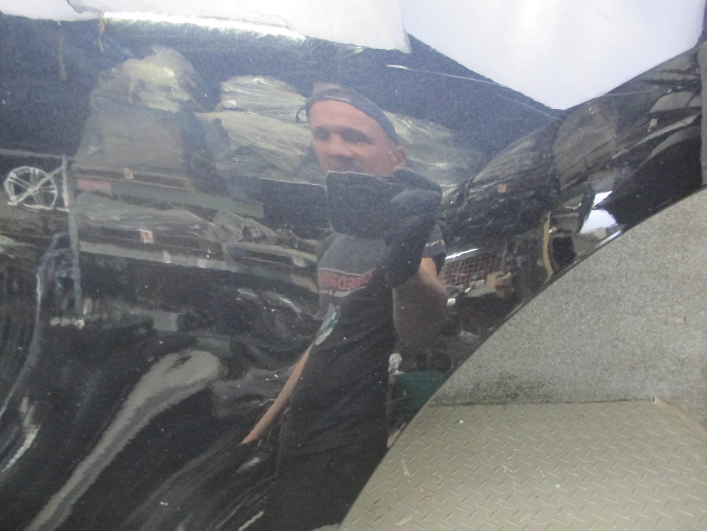 2011-2018 Porsche Cayenne 958 Rear Left Side Door Shell Panel W/ Glass Black