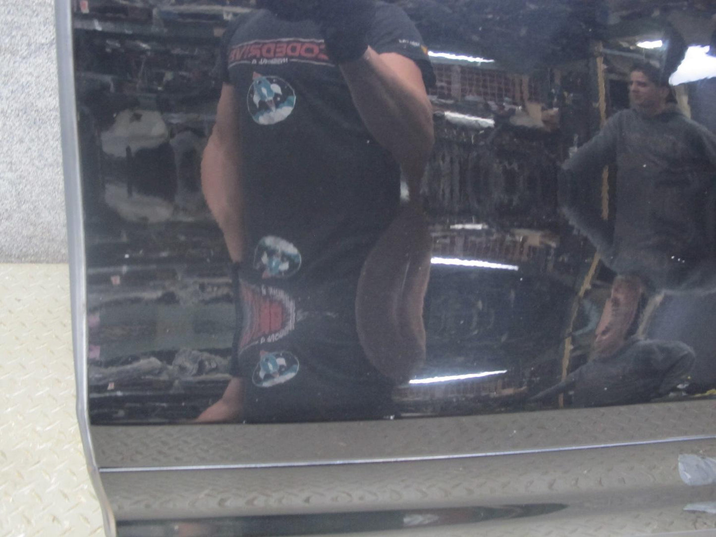 2011-2018 Porsche Cayenne 958 Rear Left Side Door Shell Panel W/ Glass Black