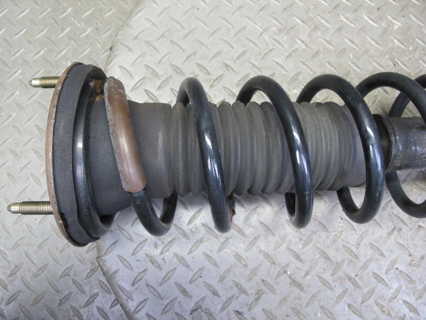 98-00 Lexus UCF20L LS400 Rear Right Strut Shock Absorber OEM