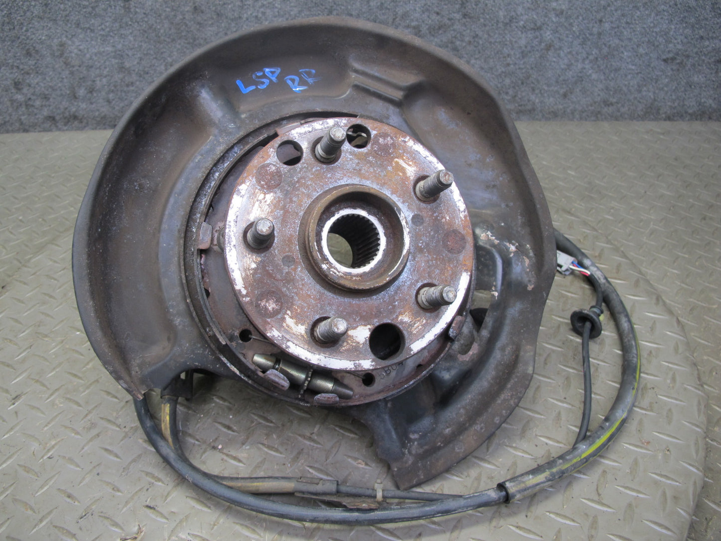 01-06 Lexus LS430 UCF30L RWD Rear Right Spindle Knuckle Wheel Hub Bearing OEM