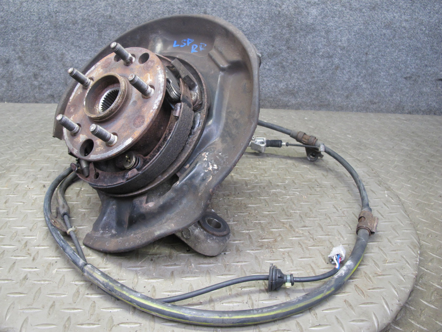 01-06 Lexus LS430 UCF30L RWD Rear Right Spindle Knuckle Wheel Hub Bearing OEM