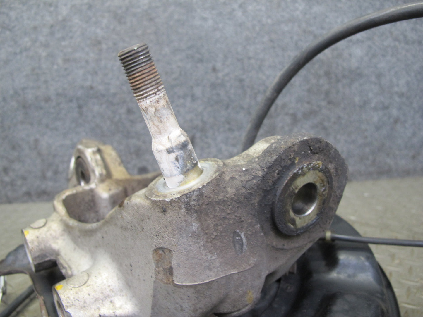 01-06 Lexus LS430 UCF30L RWD Rear Right Spindle Knuckle Wheel Hub Bearing OEM