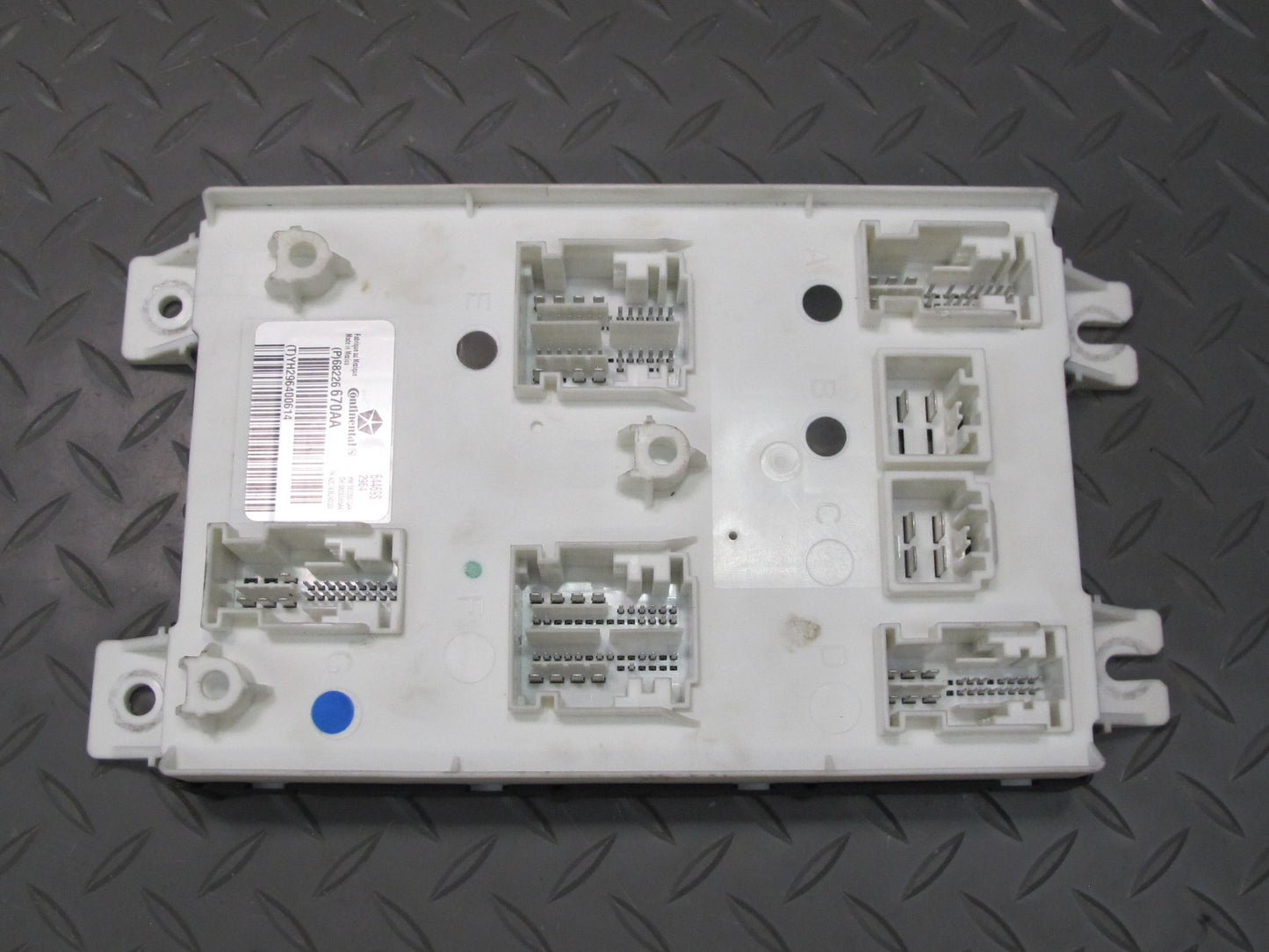 14-15 Maserati Ghibli SQ4 ECU BCM Speedo Steering Door Module Lock KEY Set OEM