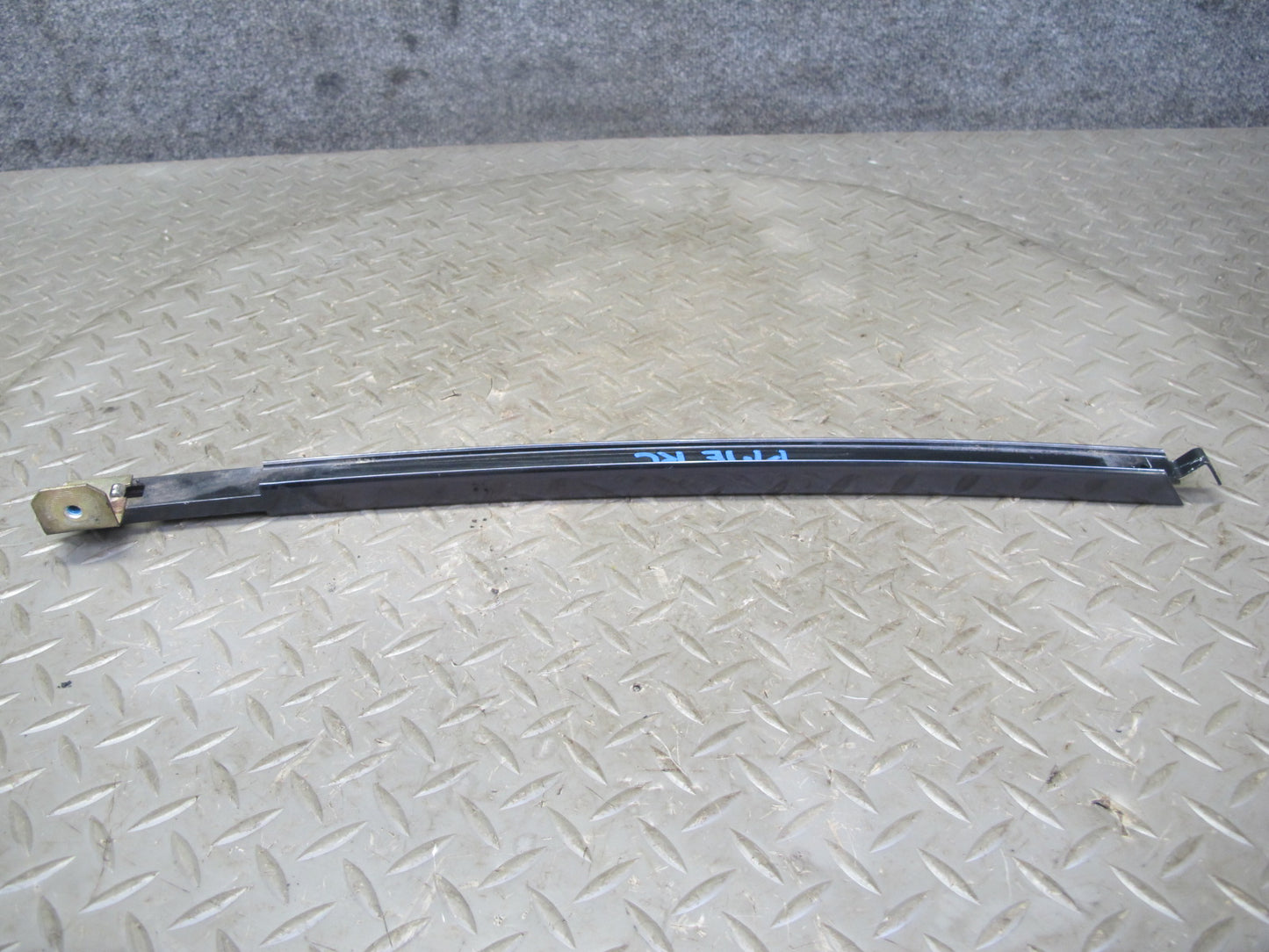 93-95 Mercedes W124 300D Sedan Rear Left & Right Door Window Guide Rail Set OEM