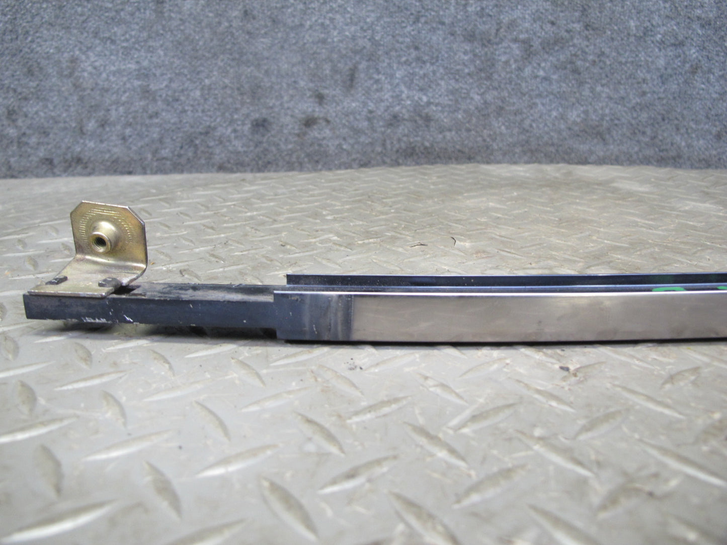 93-95 Mercedes W124 300D Sedan Rear Left & Right Door Window Guide Rail Set OEM