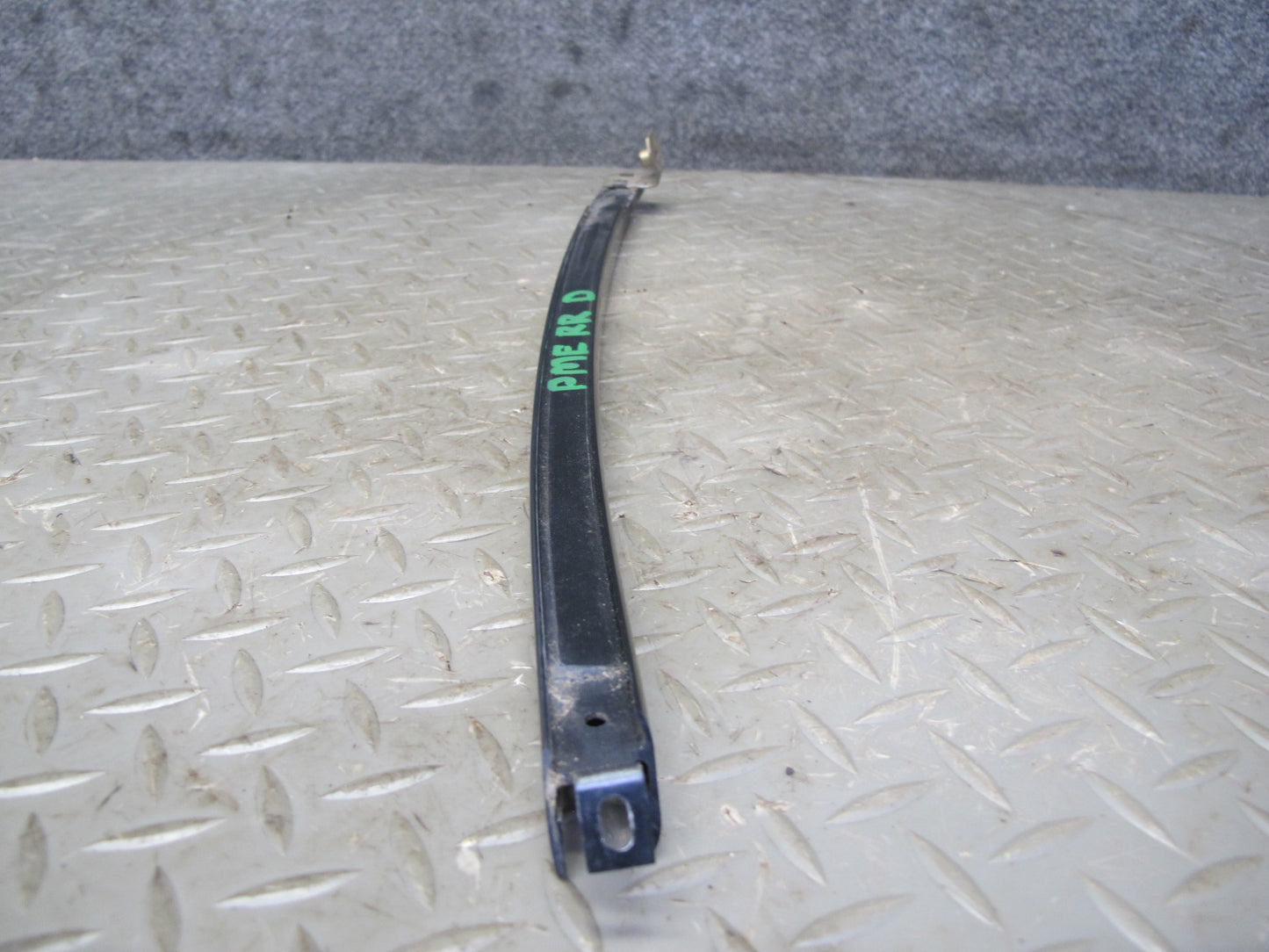 93-95 Mercedes W124 300D Sedan Rear Left & Right Door Window Guide Rail Set OEM