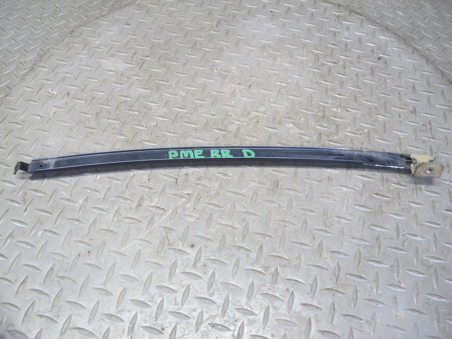 93-95 Mercedes W124 300D Sedan Rear Left & Right Door Window Guide Rail Set OEM