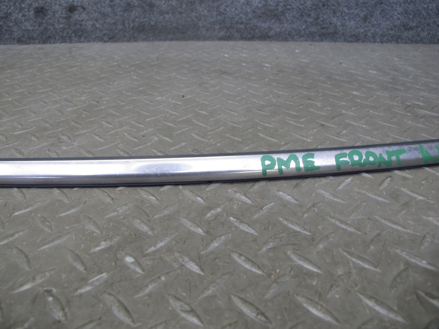 94-95 Mercedes W124 300D Sedan Front Windshield Glass Molding Trim Silver OEM