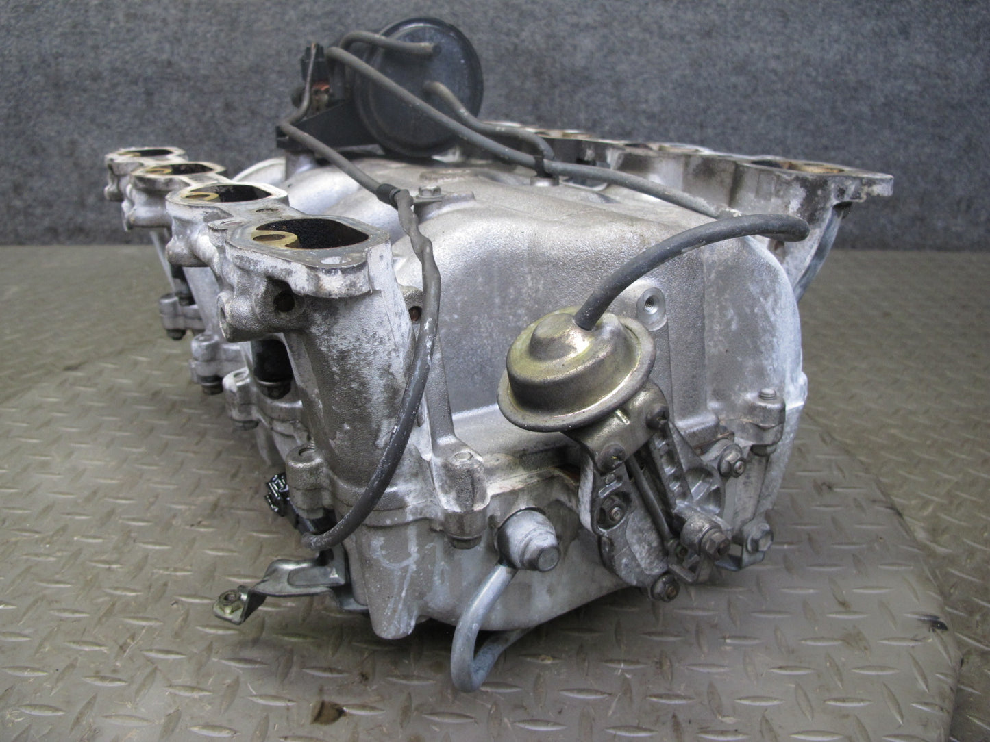 98-00 Lexus SC400 1UZFE Engine Upper Lower Intake Manifold w Pressure Tank Assy