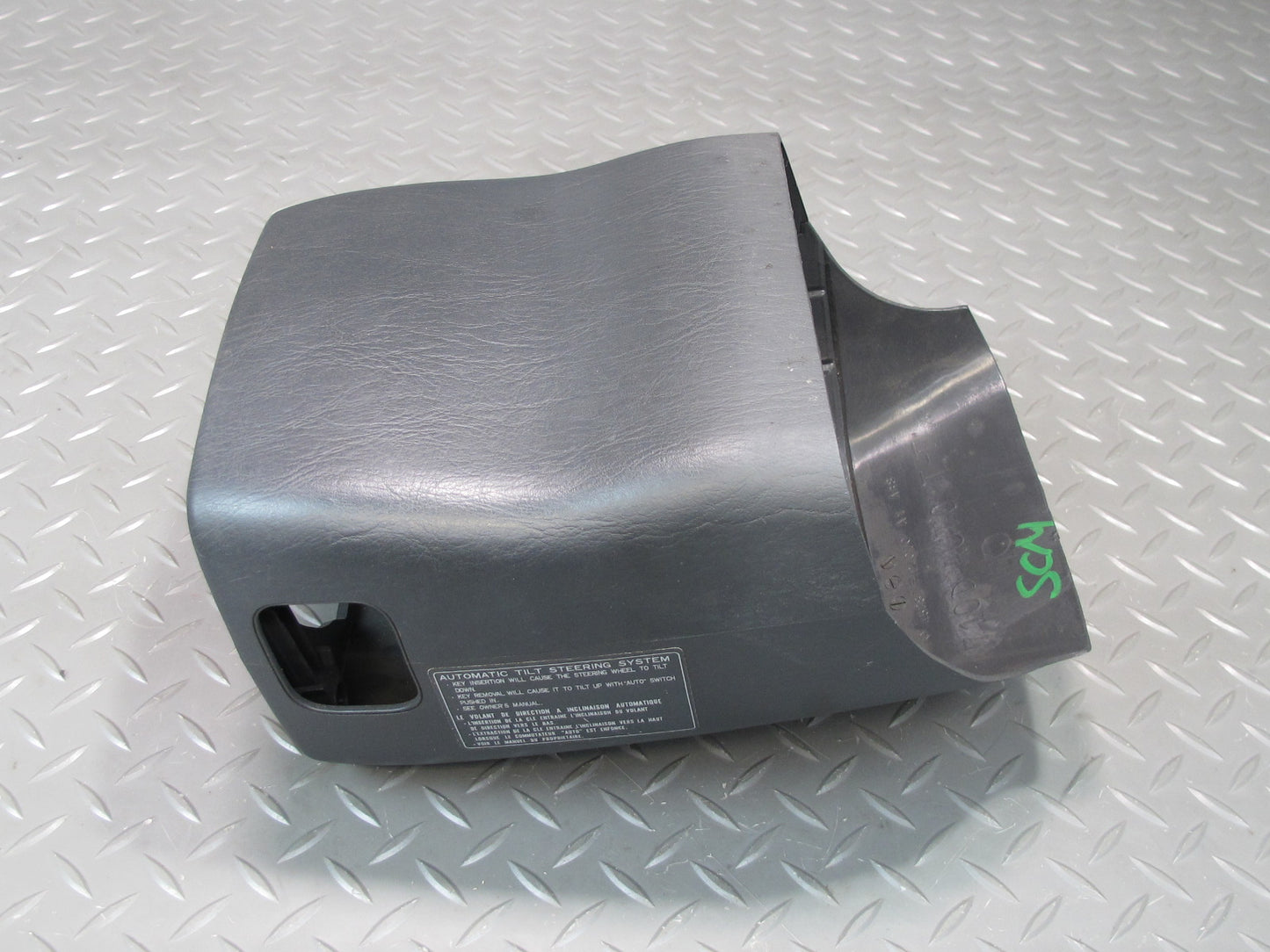 92-96 Lexus UZZ30L SC300 SC400 Steering Column Upper & Lower Trim Cover OEM