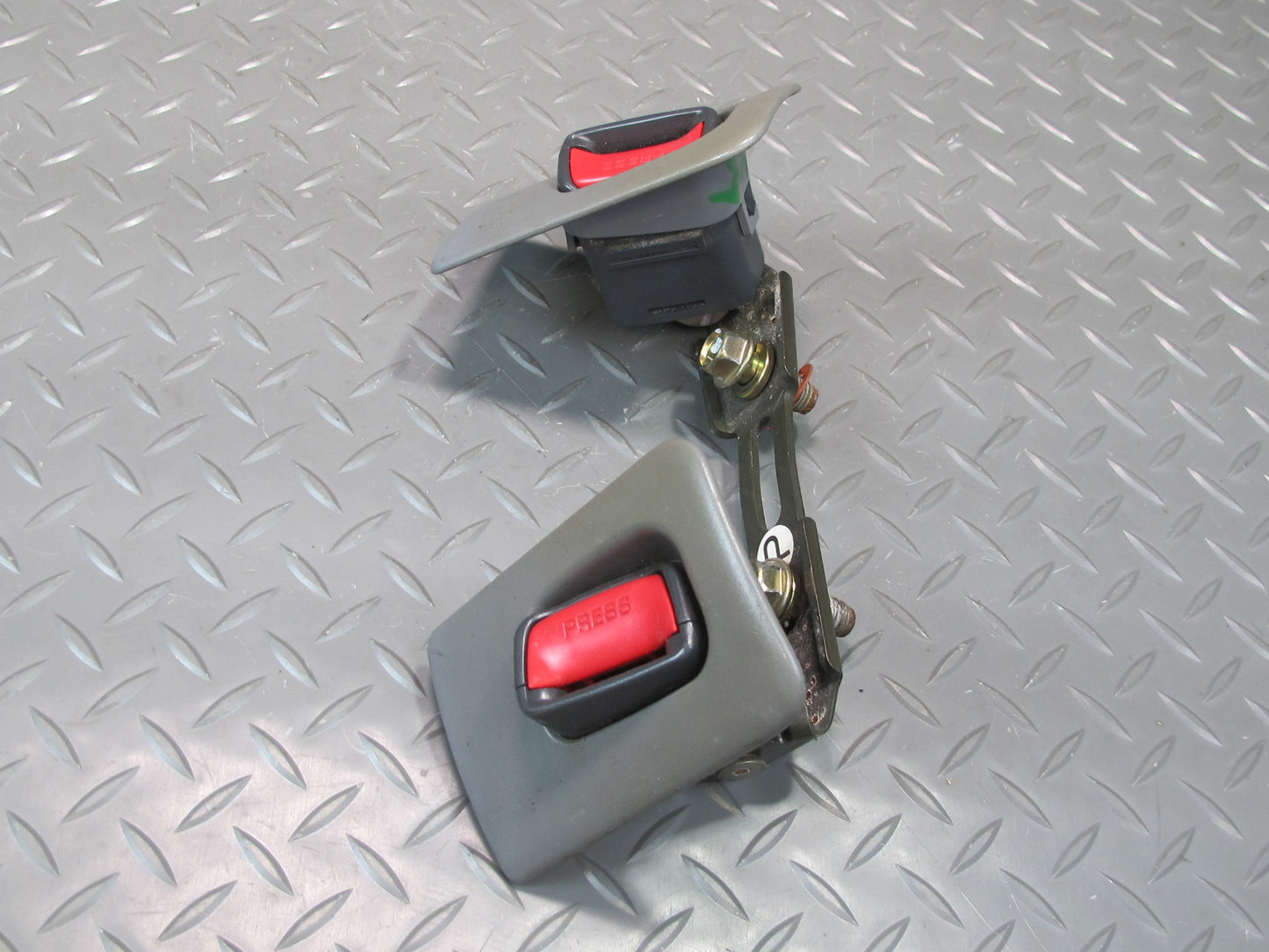 92-00 LEXUS SC300 SC400 REAR RIGHT & LEFT SIDE SEATBELT BUCKLE SET OEM