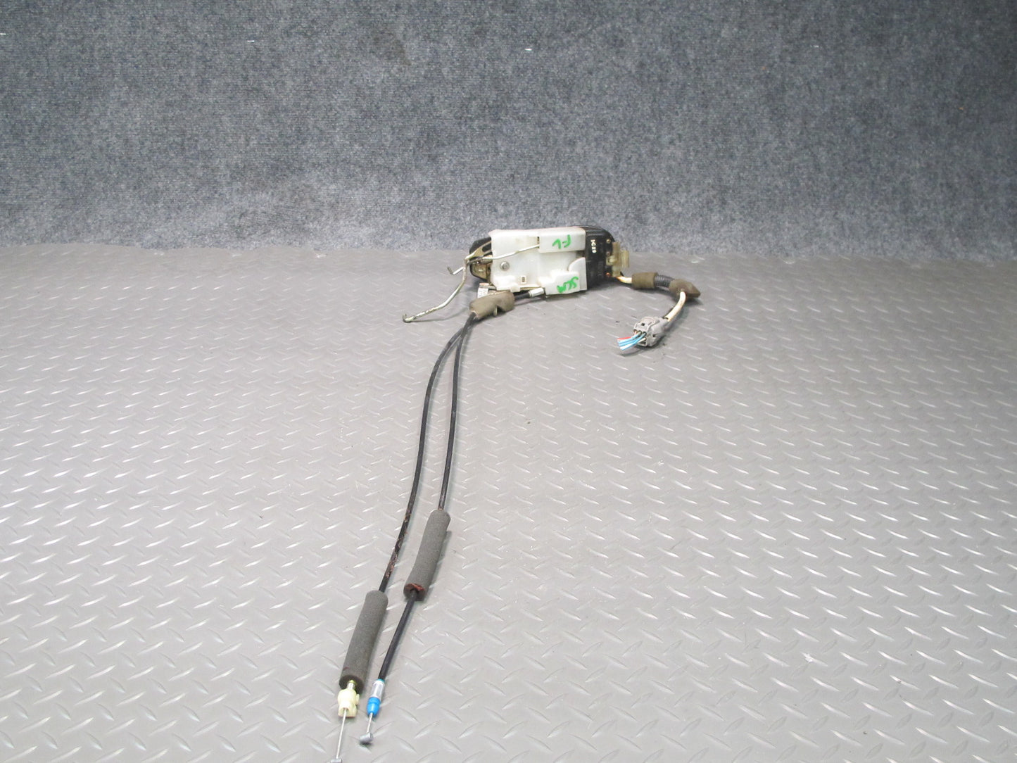 92-00 Lexus UZZ30L SC300 SC400 Front Left Driver Door Lock Latch Actuator OEM