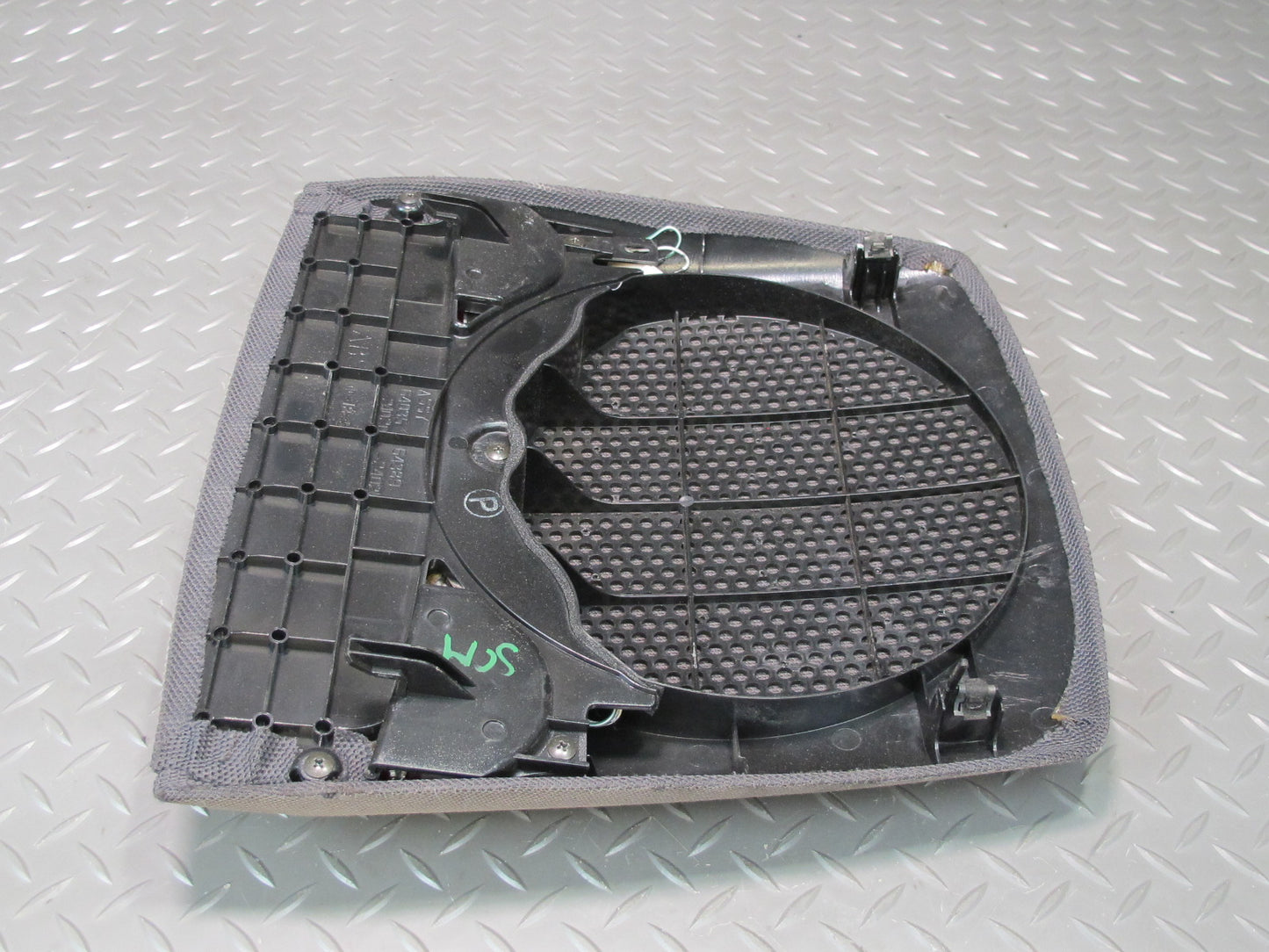 92-96 Lexus UZZ30L SC300 SC400 Rear Third 3RD Brake Light Lamp Ivory OEM