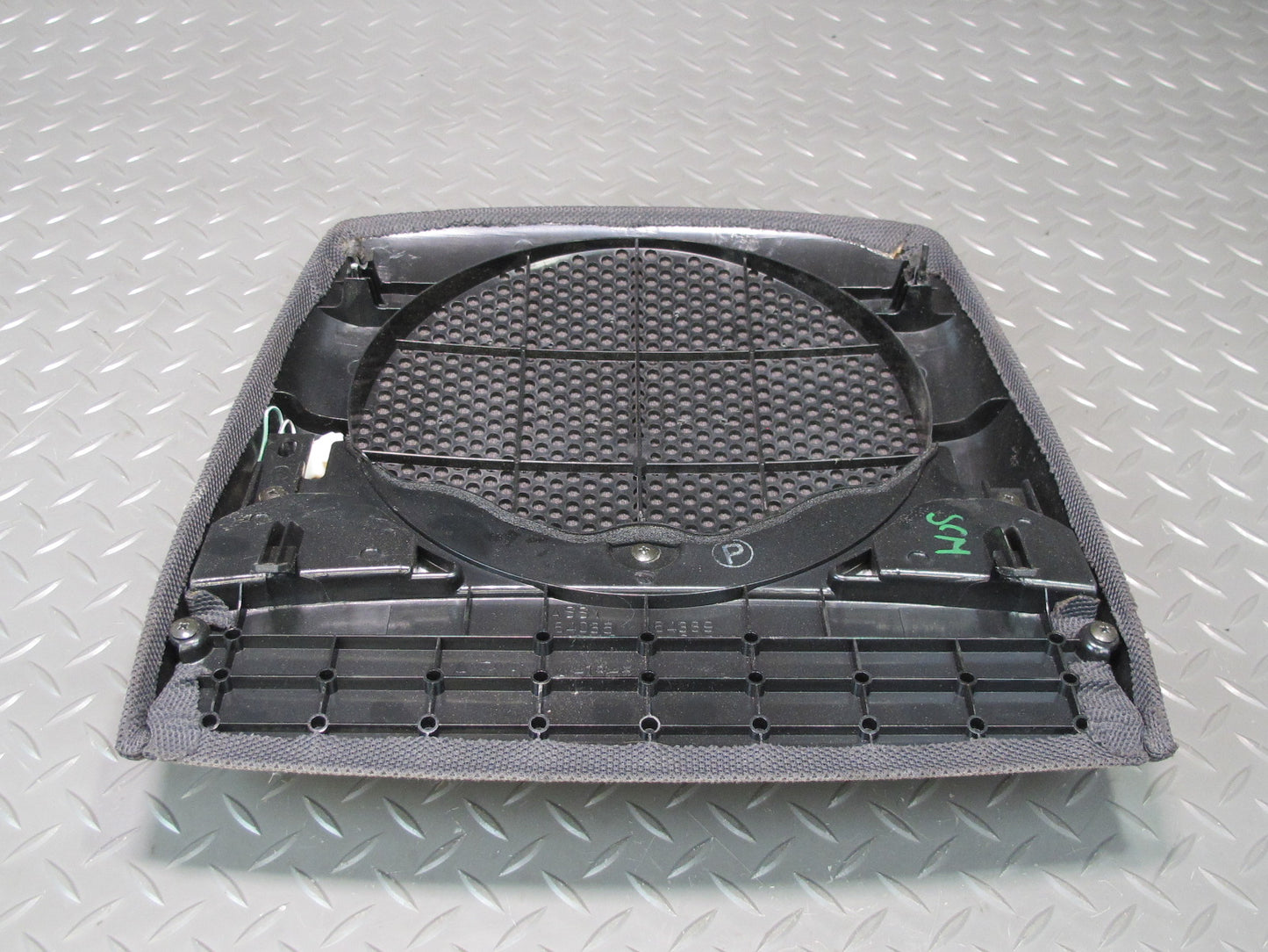 92-96 Lexus UZZ30L SC300 SC400 Rear Third 3RD Brake Light Lamp Ivory OEM