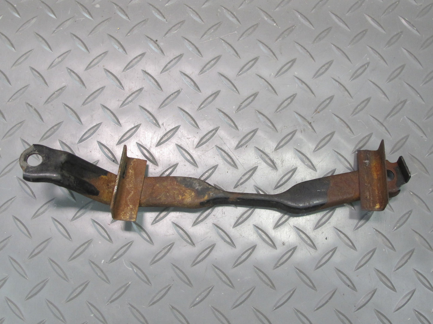 92-00 Lexus UZZ30L SC300 SC400 Battery Tray Holder Bracket Tie Down Set OEM