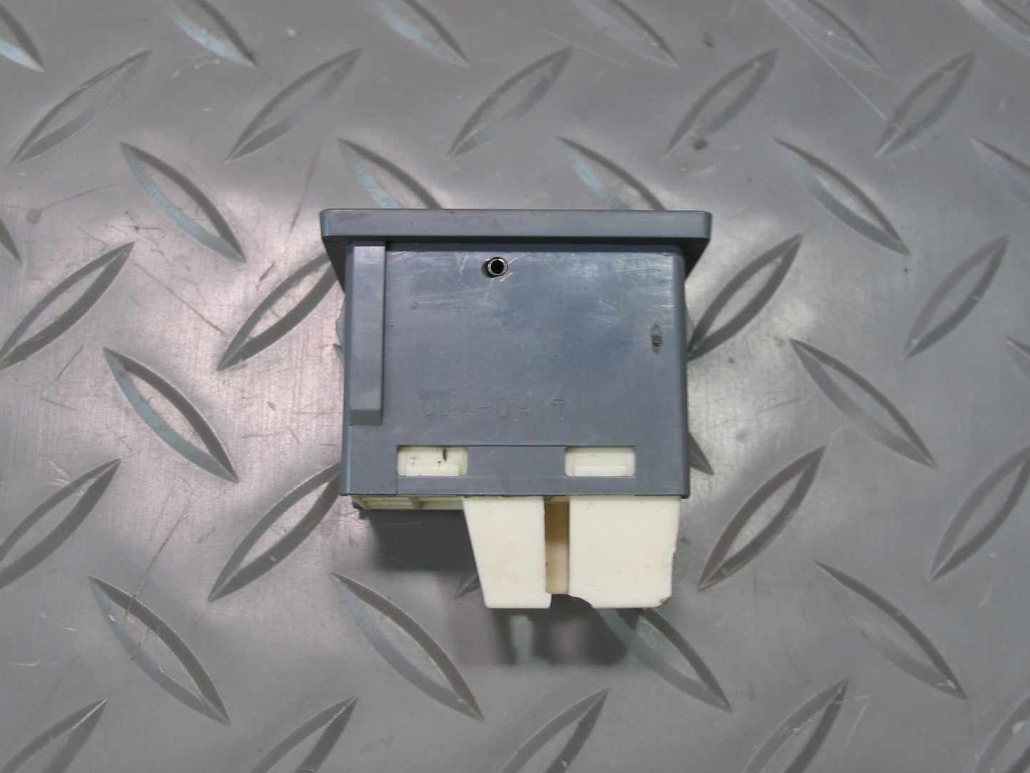 92-00 Lexus UZZ30L SC300 SC400 Door Lock Switch Control Button Gray OEM