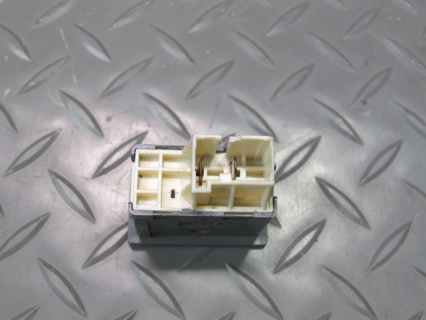 92-00 Lexus UZZ30L SC300 SC400 Door Lock Switch Control Button Gray OEM