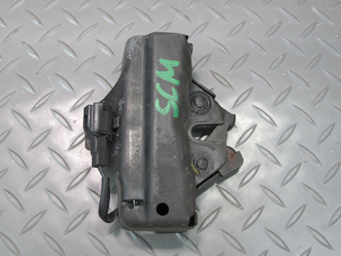 92-00 Lexus UZZ30L SC300 SC400 Front Hood Lock Latch Actuator OEM