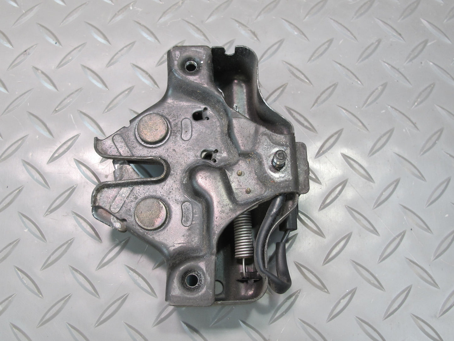 92-00 Lexus UZZ30L SC300 SC400 Front Hood Lock Latch Actuator OEM