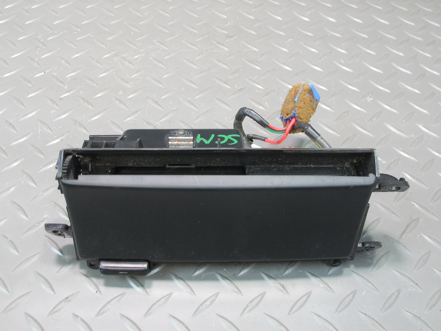 92-97 Lexus UZZ30L SC300 SC400 Front Center Console Ashtray Assy 74110-24020 OEM